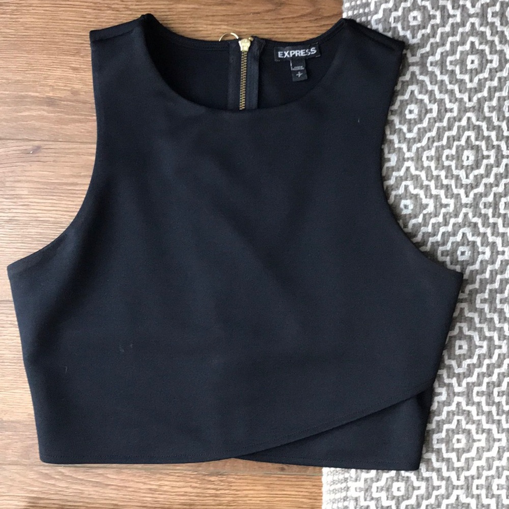 Crop top - Picture 2 of 3